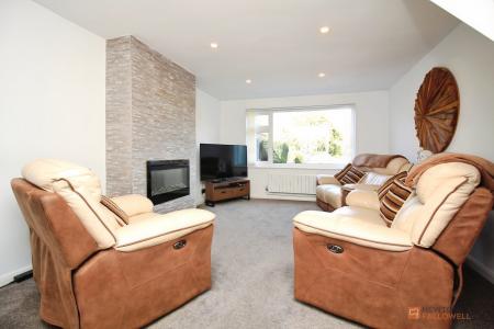 3 bedroom Semi-detached house for sale in Packer Avenue, Leicester Forest East, LE3
