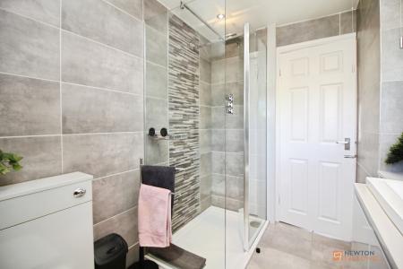 3 bedroom Semi-detached house for sale in Packer Avenue, Leicester Forest East, LE3