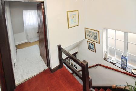 3 bedroom Detached house for sale in Narborough Road South, Braunstone Town, LE3