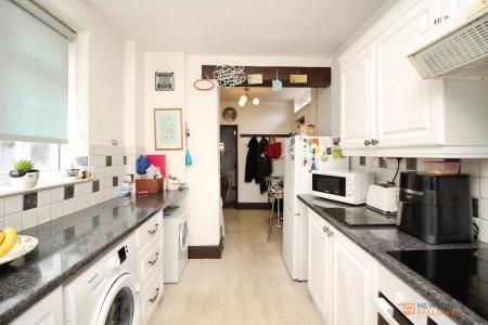 3 bedroom Detached house for sale in Narborough Road South, Braunstone Town, LE3