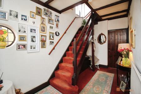 3 bedroom Detached house for sale in Narborough Road South, Braunstone Town, LE3