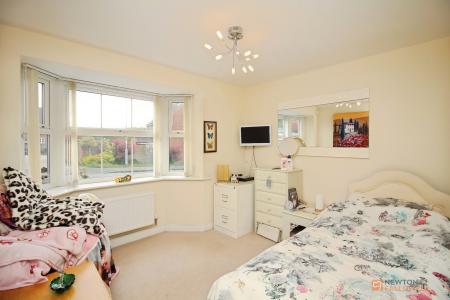 5 bedroom Detached house for sale in Masefield Drive, Earl Shilton, LE9