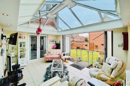 5 bedroom Detached house for sale in Masefield Drive, Earl Shilton, LE9