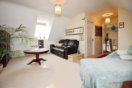 5 bedroom Detached house for sale in Masefield Drive, Earl Shilton, LE9