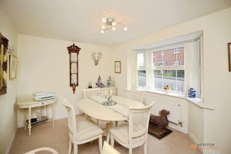 5 bedroom Detached house for sale in Masefield Drive, Earl Shilton, LE9