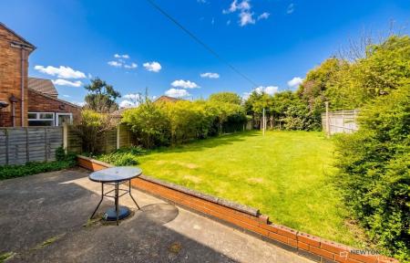 3 bedroom Detached house for sale in Fishpools, Braunstone Town, LE3