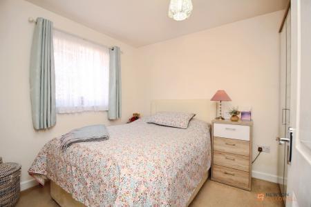 2 bedroom Semi-detached house for sale in Field Gate Gardens, Glenfield, LE3
