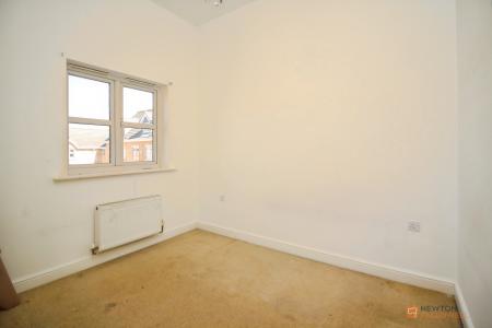 3 bedroom Semi-detached house for sale in Riseholme Close, Braunstone Town, LE3