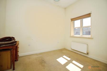 3 bedroom Semi-detached house for sale in Riseholme Close, Braunstone Town, LE3
