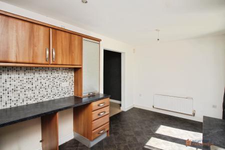 3 bedroom Semi-detached house for sale in Riseholme Close, Braunstone Town, LE3