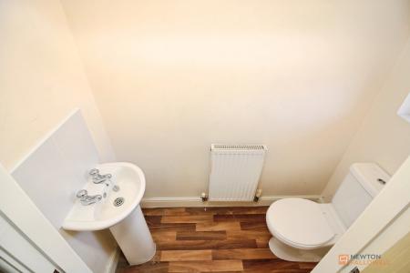 3 bedroom Semi-detached house for sale in Riseholme Close, Braunstone Town, LE3