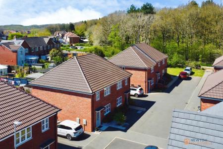 4 bedroom Semi-detached house for sale in Stephenson Drive, Ratby, LE6