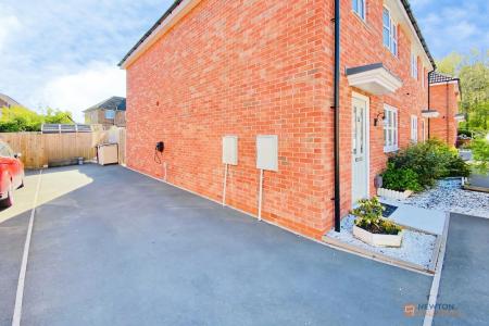 4 bedroom Semi-detached house for sale in Stephenson Drive, Ratby, LE6