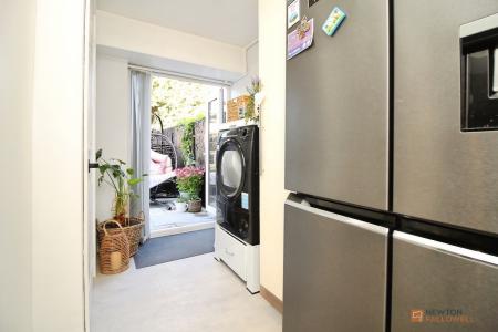 3 bedroom Semi-detached house for sale in Glebelands Road, Glebelands, Thurcaston, Leicester, LE4
