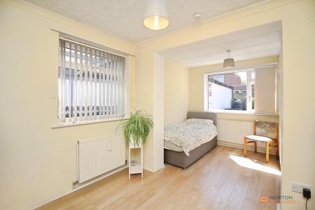 2 bedroom Semi-detached bungalow for sale in Kennedy Way, Leicester Forest East, LE3