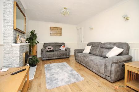 2 bedroom Semi-detached bungalow for sale in Kennedy Way, Leicester Forest East, LE3