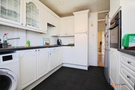 2 bedroom Semi-detached bungalow for sale in Kennedy Way, Leicester Forest East, LE3