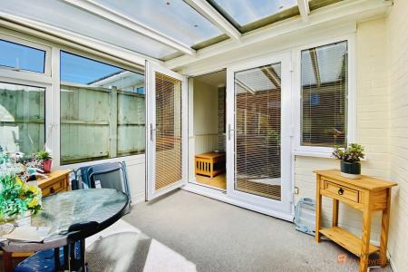 2 bedroom Semi-detached bungalow for sale in Kennedy Way, Leicester Forest East, LE3