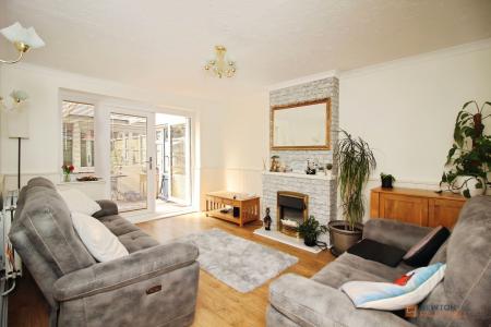 2 bedroom Semi-detached bungalow for sale in Kennedy Way, Leicester Forest East, LE3