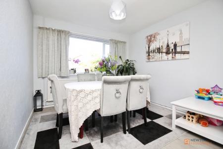 3 bedroom End of terrace house for sale in Shanklin Gardens, Leicester Forest East, LE3