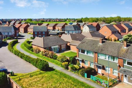 3 bedroom End of terrace house for sale in Shanklin Gardens, Leicester Forest East, LE3