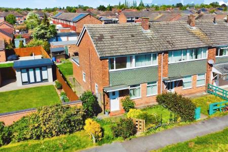3 bedroom End of terrace house for sale in Shanklin Gardens, Leicester Forest East, LE3