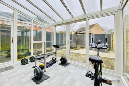 3 bedroom Semi-detached house for sale in Primrose Way, Kirby Muxloe, LE9