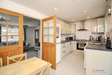 3 bedroom Semi-detached house for sale in Primrose Way, Kirby Muxloe, LE9