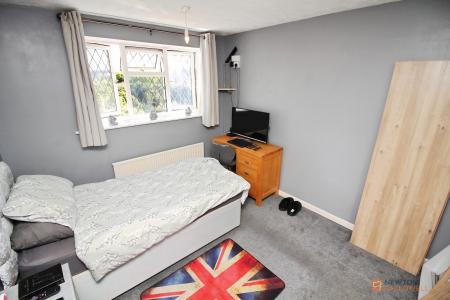 3 bedroom Detached house for sale in Ambergate Close, Broughton Astley, LE9