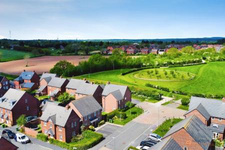 2 bedroom Semi-detached house for sale in Ettrick Way, Lubbesthorpe, LE19