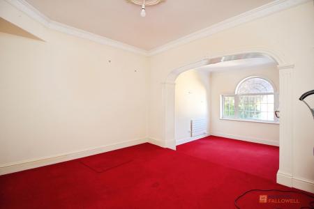 3 bedroom Detached house for sale in Fairefield Crescent, Glenfield, LE3