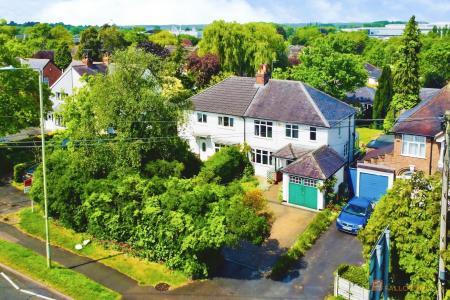 3 bedroom Semi-detached house for sale in Hinckley Road, Leicester Forest East, LE3