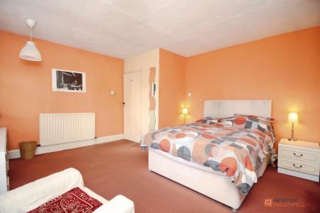 3 bedroom Semi-detached house for sale in Hinckley Road, Leicester Forest East, LE3