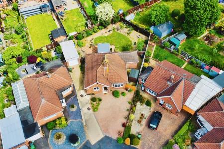3 bedroom Detached bungalow for sale in Woodcote Road, Braunstone Town, LE3