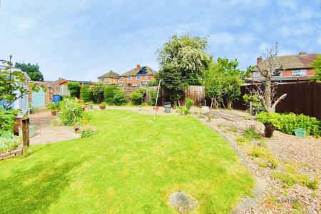3 bedroom Detached bungalow for sale in Woodcote Road, Braunstone Town, LE3