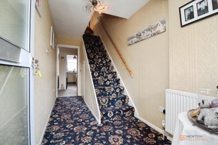 2 bedroom Terraced House for sale in Kings Walk, Leicester Forest East, LE3