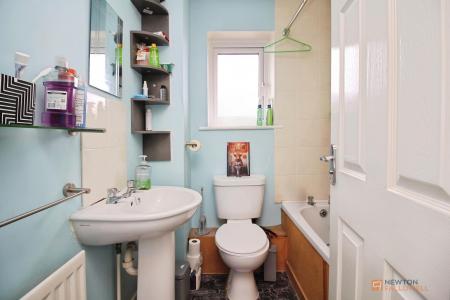 2 bedroom Terraced House for sale in Windsor Avenue, Groby, LE6