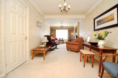 3 bedroom Detached house for sale in Watergate Lane, Braunstone Town, LE3