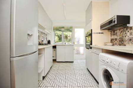 3 bedroom Detached house for sale in Watergate Lane, Braunstone Town, LE3