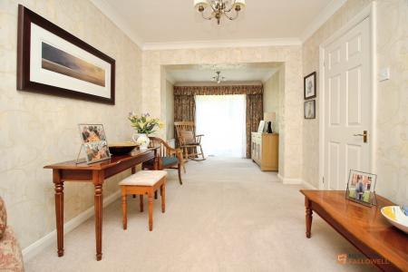 3 bedroom Detached house for sale in Watergate Lane, Braunstone Town, LE3