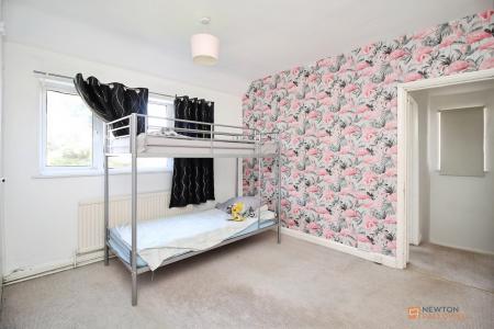 3 bedroom End of terrace house for sale in Rancliffe Crescent, Braunstone, LE3
