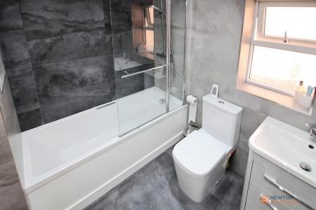 4 bedroom Detached house for sale in Jewsbury Way, Thorpe Astley, LE3