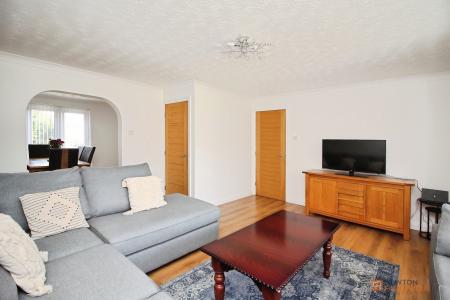 4 bedroom Detached house for sale in Jewsbury Way, Thorpe Astley, LE3
