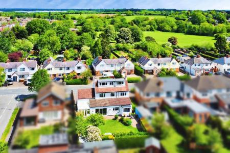 5 bedroom Detached house for sale in Station Road, Kirby Muxloe, LE9