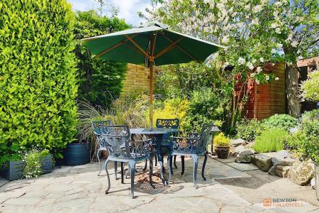 5 bedroom Detached house for sale in Station Road, Kirby Muxloe, LE9