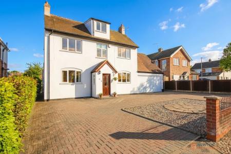 5 bedroom Detached house for sale in Station Road, Kirby Muxloe, LE9