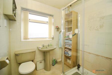 3 bedroom Detached house for sale in Priory Crescent, Leicester, LE3