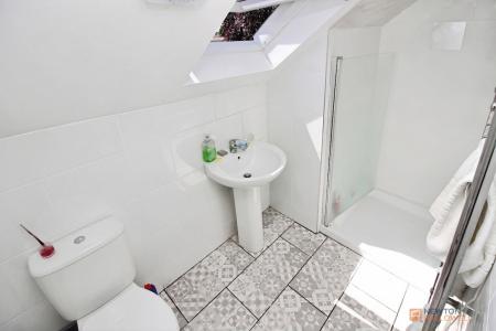6 bedroom Terraced House for sale in Stanley Street, Barwell, LE9