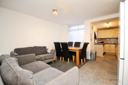 6 bedroom Terraced House for sale in Stanley Street, Barwell, LE9