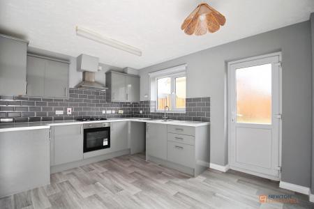 2 bedroom End of terrace house for sale in The Littlefare, Thorpe Astley, LE3